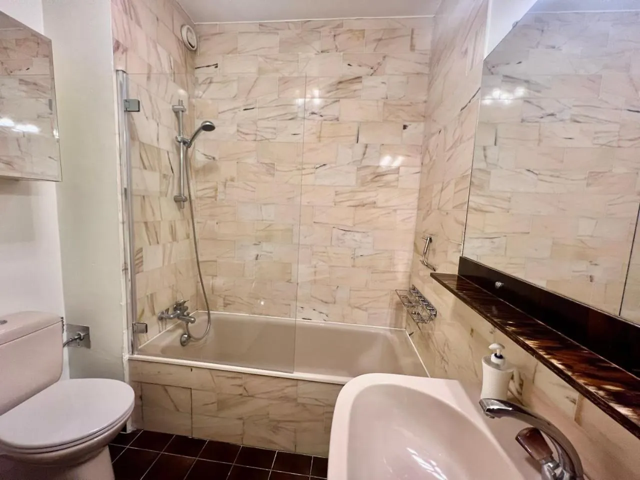 B038 Spacieux Appartement Proche Croisette Parking Cannes Apartamento